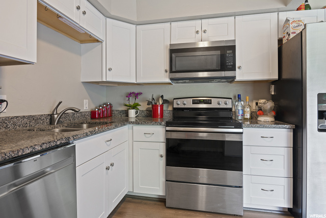 698 E Oquirrh Ave, Tooele, UT 84074 — photo 11