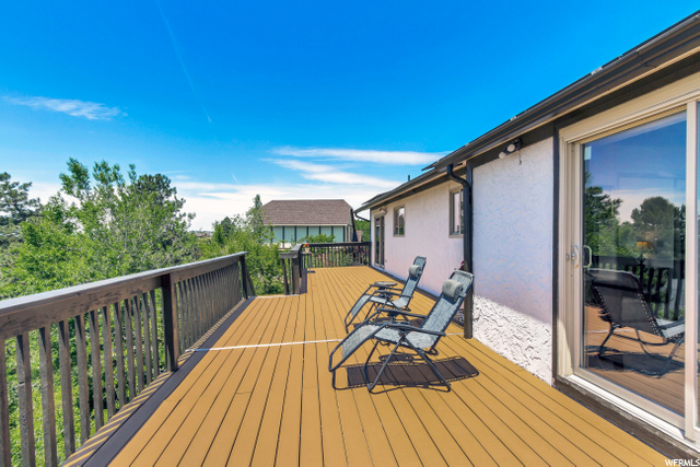 2419 N 2550 E, Layton, UT 84040 — photo 4