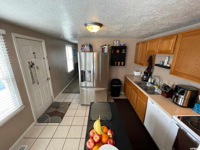 85 S 450 E, Clearfield, UT 84015 — photo 2