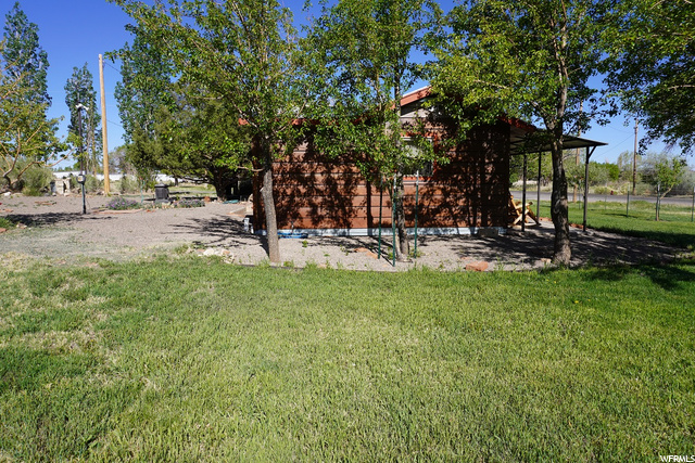 306 Main St, Torrey, UT 84775 — photo 3