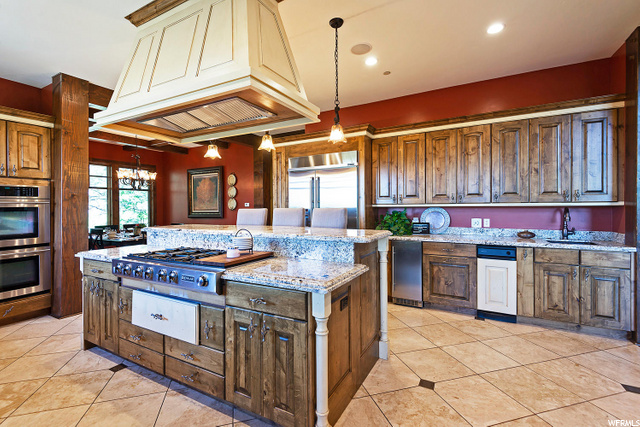 3339 E Wasatch Pines Ln, Sandy, UT 84092 — photo 12