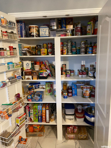 Kitchen Pantry