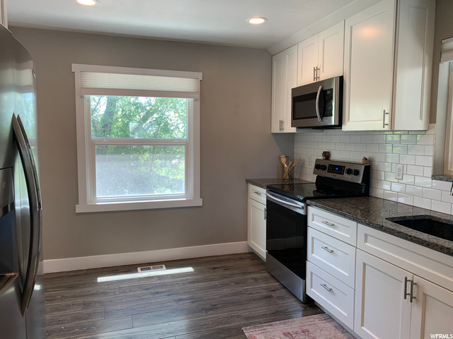 276 E Vine St, Murray, UT 84107 — photo 3