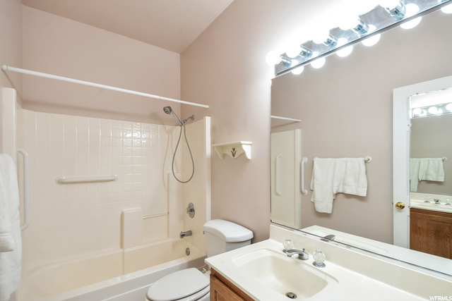 392 N 2110 E Cir E, St. George, UT 84790 — photo 10