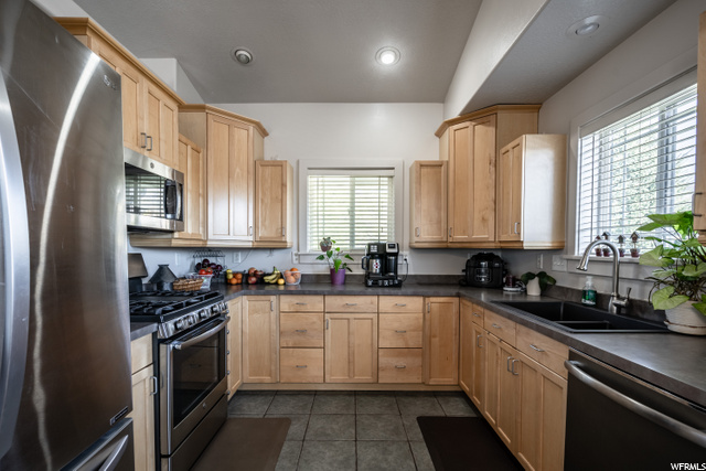 287 S 375 W, Providence, UT 84332 — photo 8