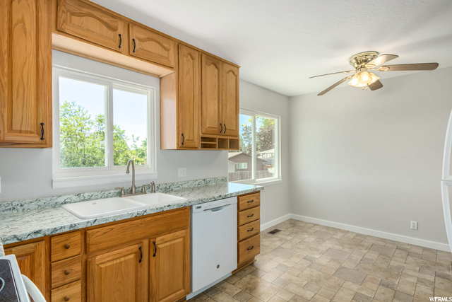 2175 N 1050 W, Layton, UT 84041 — photo 9