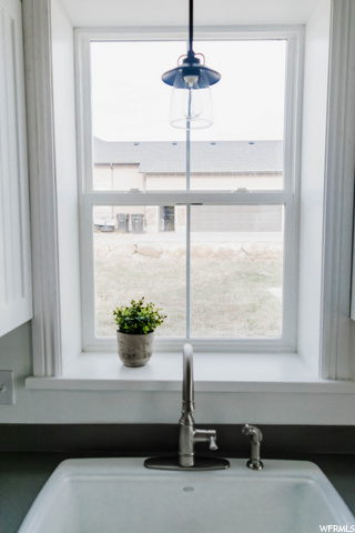 317 E 400 S, Mt Pleasant, UT 84647 — photo 11