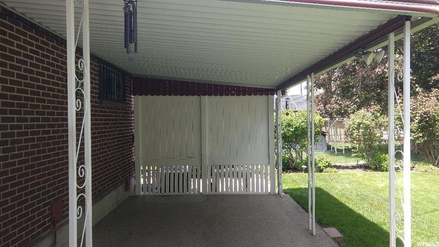 covered patio