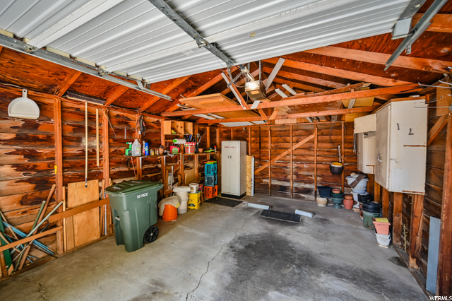 garage