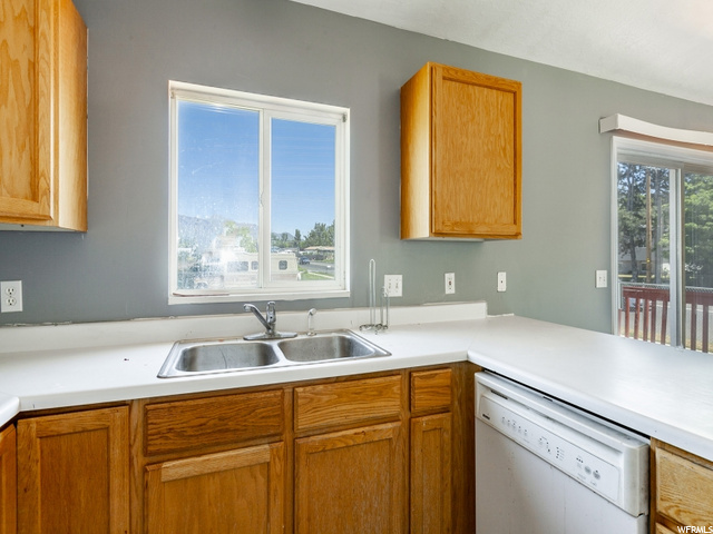 4796 S 3300 W, Roy, UT 84067 — photo 8