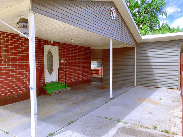 925 E Onyx Ln S, Sandy, UT 84094 — photo 4