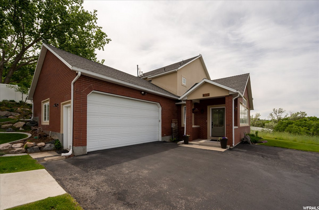 430 Canyon Estates Dr, Bountiful, UT 84010 — photo 3
