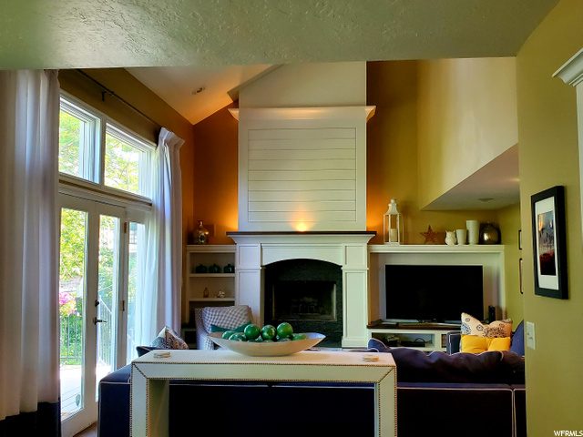 3878 S Bountiful Blvd E, Bountiful, UT 84010 — photo 12