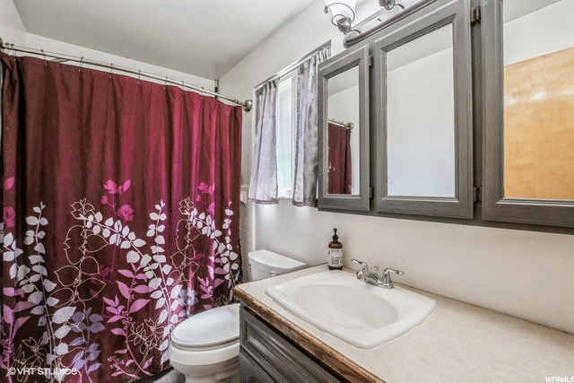 5848 S 2325 W, Roy, UT 84067 — photo 12