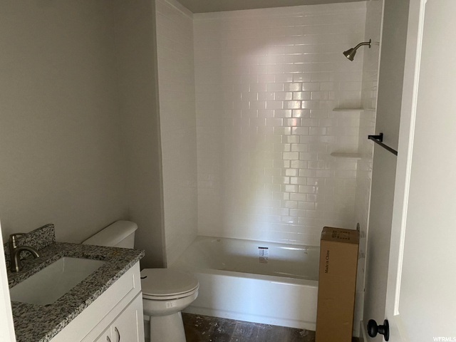 250 E 5000 S, Washington Terrace, UT 84405 — photo 11