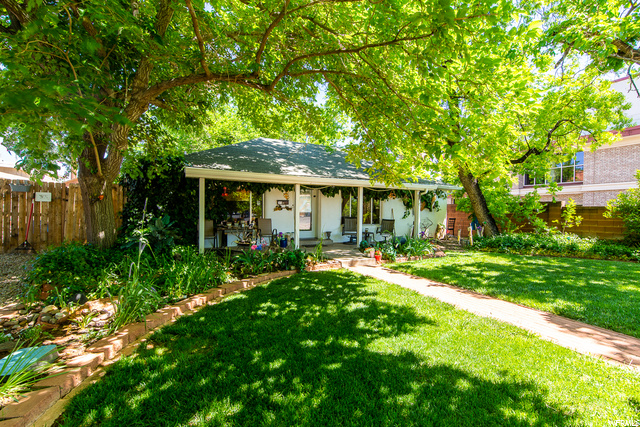 35 S 300 E, St. George, UT 84770 — photo 3