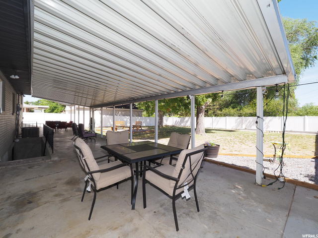 363 E Mountain View Dr, Sandy, UT 84070 — photo 11