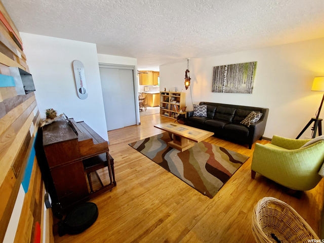 1020 Hislop Dr, Ogden, UT 84404 — photo 2