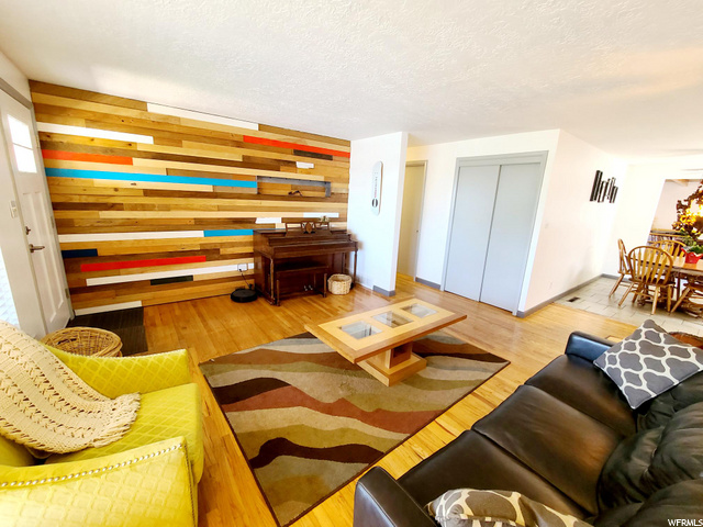 1020 Hislop Dr, Ogden, UT 84404 — photo 3