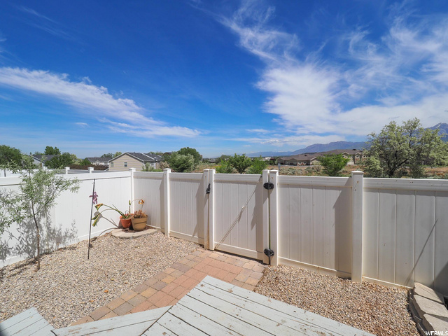 159 E Flowerfield Dr, Draper, UT 84020 — photo 4