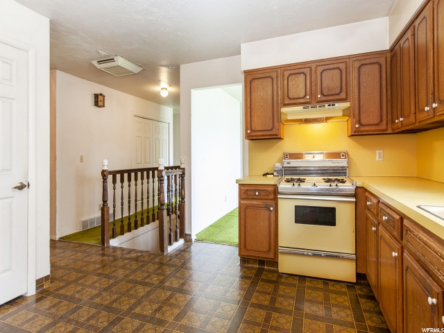 1024 E 825 N, Layton, UT 84040 — photo 5