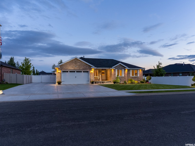 1381 W 1075 N, Clinton, UT 84015 — photo 2