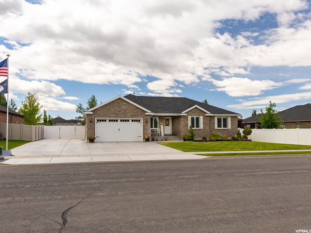 1381 W 1075 N, Clinton, UT 84015 — photo 4