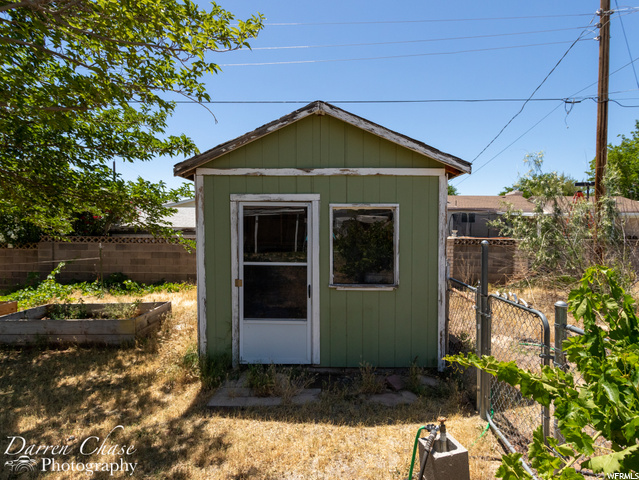 Photo 4 for MLS #1746221 at 2609 El Dr