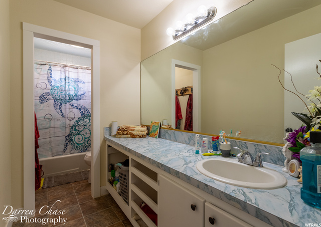 Photo 6 for MLS #1746221 at 2609 El Dr