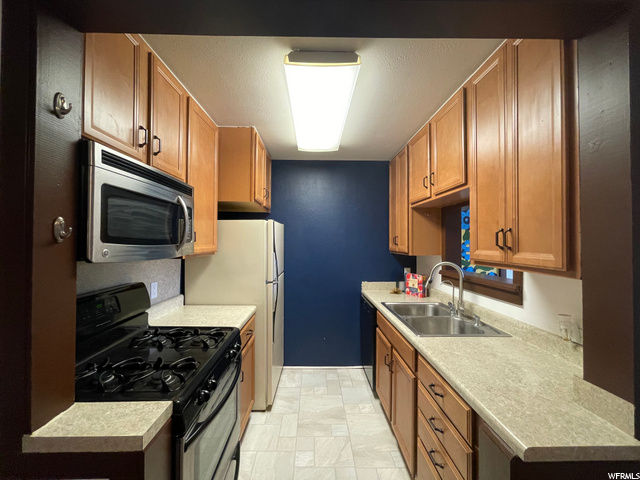 425 E Creekside Cir #E, Murray, UT 84107 — photo 8