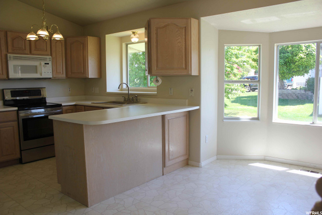 1460 N 1100 E, Layton, UT 84040 — photo 7