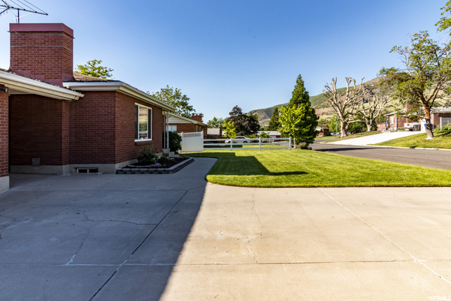 995 N 600 E, Bountiful, UT 84010 — photo 3