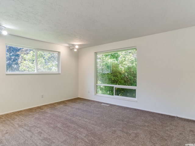 1401 E 300 S, Bountiful, UT 84010 — photo 11