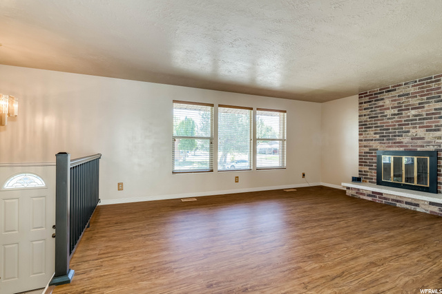 6043 S 2900 W, Roy, UT 84067 — photo 3