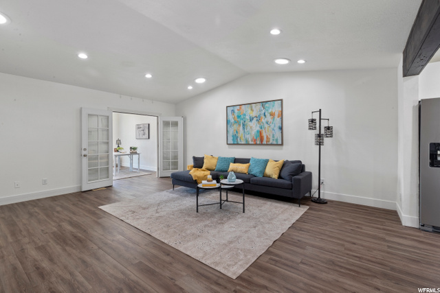Upstairs Living Area