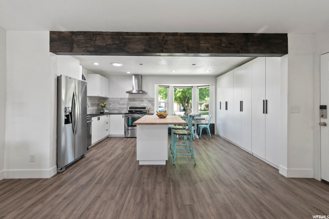 Remodeled Kitchen & Dining Area