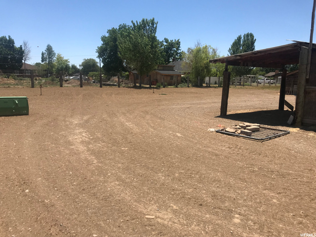 636 N 300 E, Nephi, UT 84648 — photo 6
