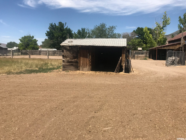 636 N 300 E, Nephi, UT 84648 — photo 10