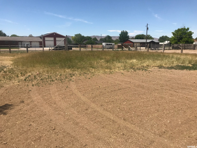 636 N 300 E, Nephi, UT 84648 — photo 11
