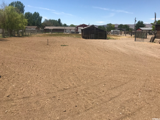 636 N 300 E, Nephi, UT 84648 — photo 2