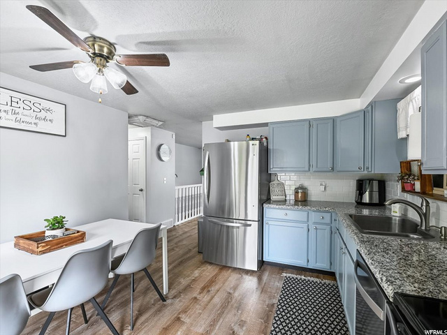 Kitchen and dining area