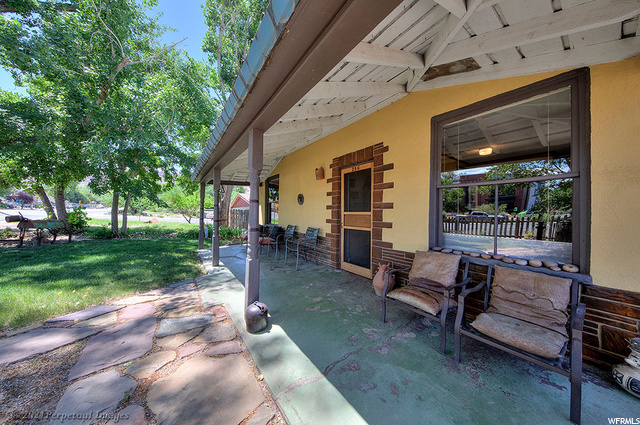 286 S 400 St E, Moab, UT 84532 — photo 9