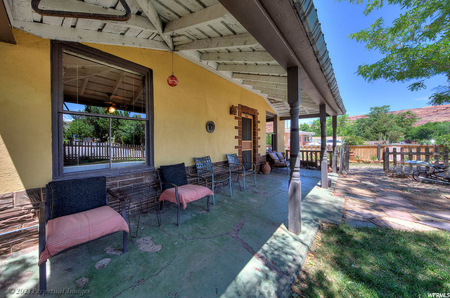 286 S 400 St E, Moab, UT 84532 — photo 8