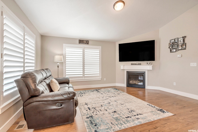 3763 E Hollow Crest Dr, Eagle Mountain, UT 84005 — photo 11
