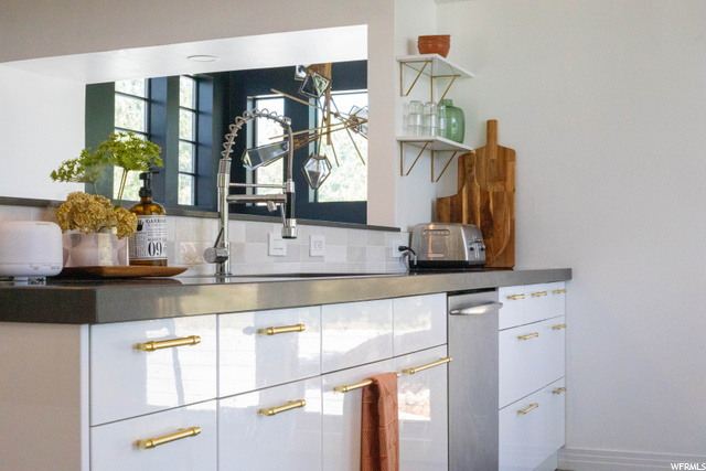 Open Kitchen