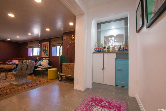 Wet Bar off Family Room