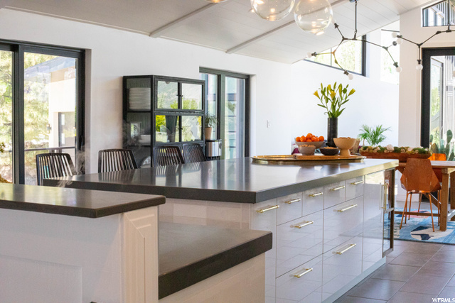 Spacious Open Kitchen