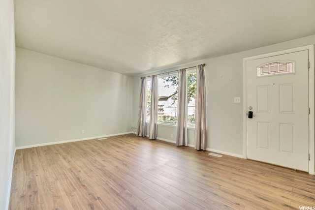 336 Ann St, Clearfield, UT 84015 — photo 3