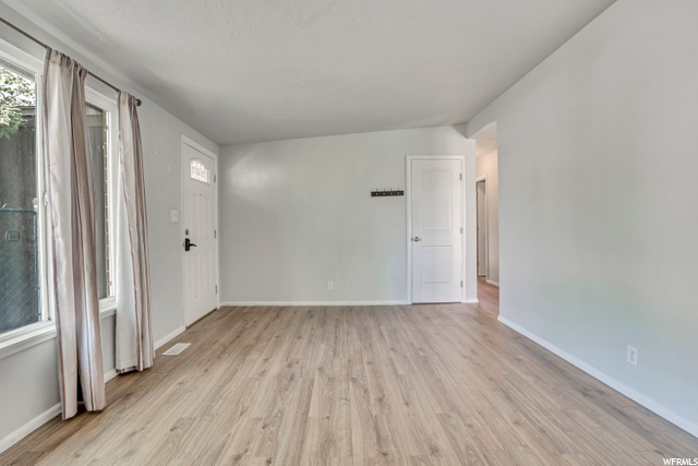 336 Ann St, Clearfield, UT 84015 — photo 2