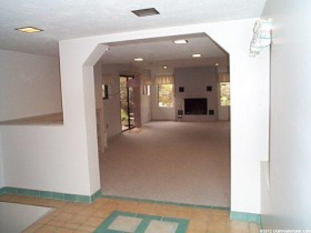 421 Saunders St, Murray, UT 84107 — photo 3